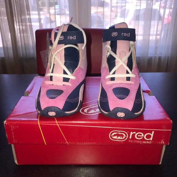 Marc Ecko Red Andrea Sneakers (New Never Worn) - Picture 2 of 4